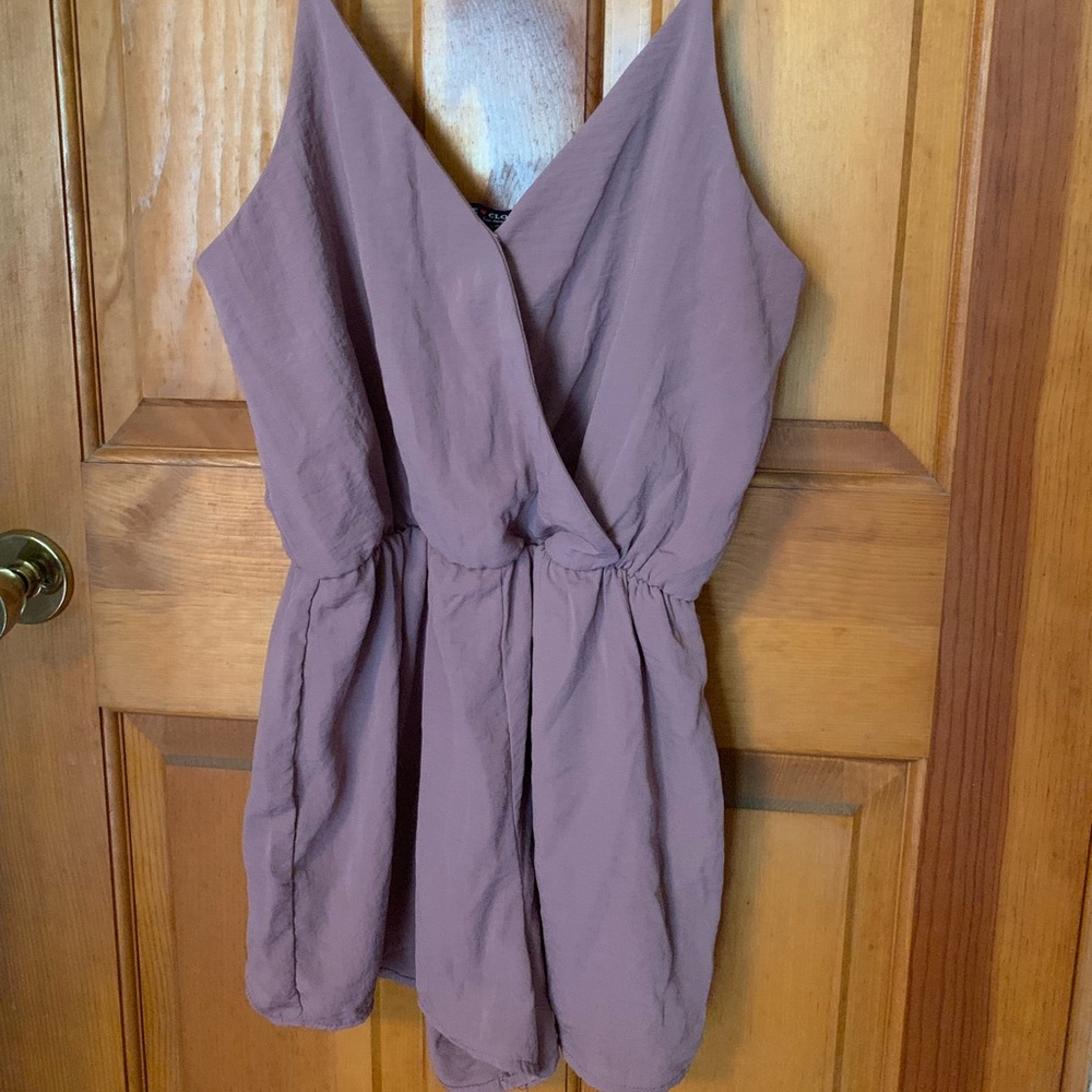 Romper - Picture 2 of 4